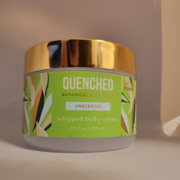 Whipped Body Crème with Gold Lid - Picture 1 of 5